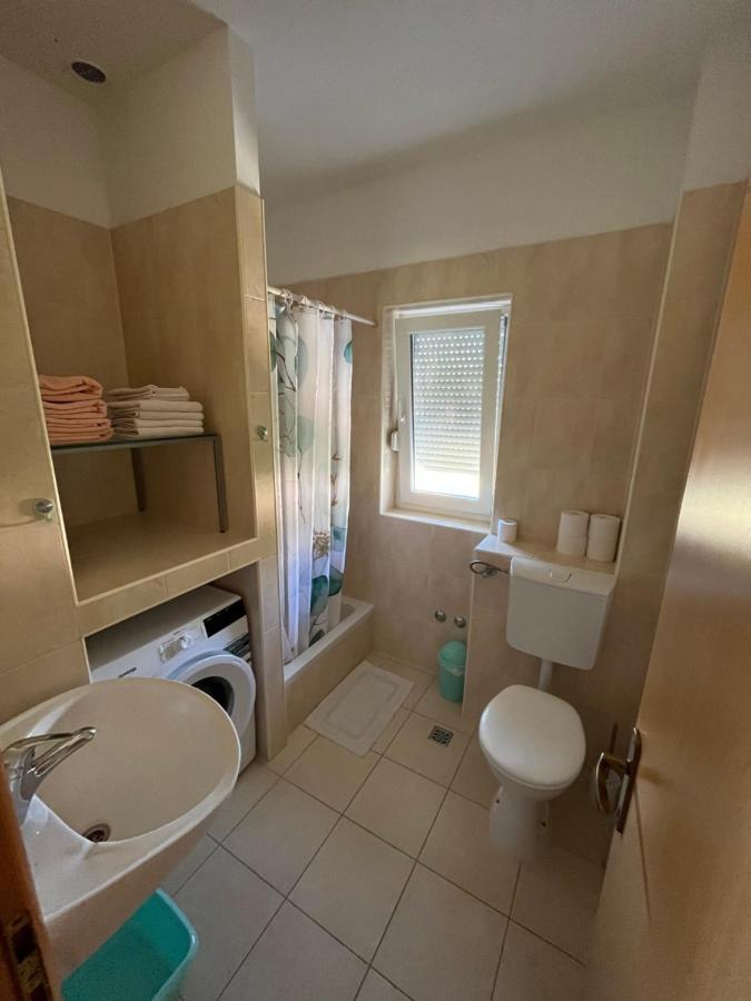 Oasis Of Peace Apartment Оміш Екстер'єр фото