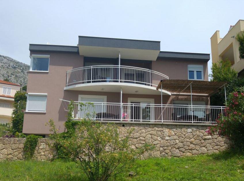 Oasis Of Peace Apartment Оміш Екстер'єр фото